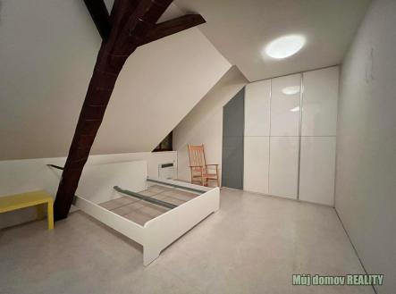 Pronájem bytu, 2+kk, 86 m²