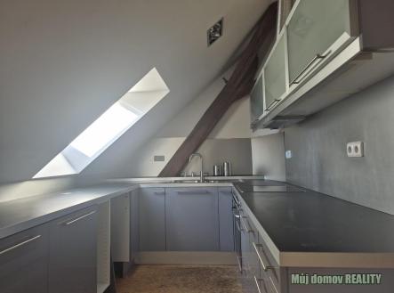 Pronájem bytu, 2+kk, 86 m²