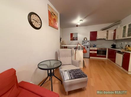 Pronájem bytu, 2+kk, 66 m²