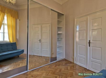 Pronájem bytu, 3+1, 107 m²