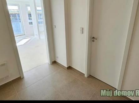 Pronájem bytu, 1+kk, 41 m²