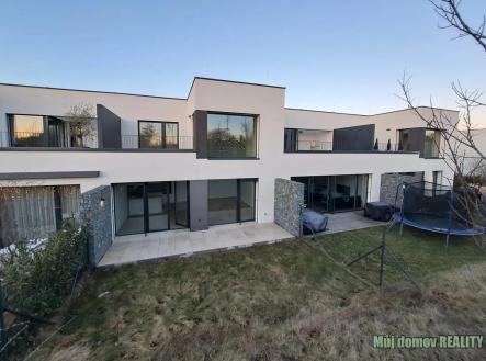 Pronájem domu/vily, 200 m²