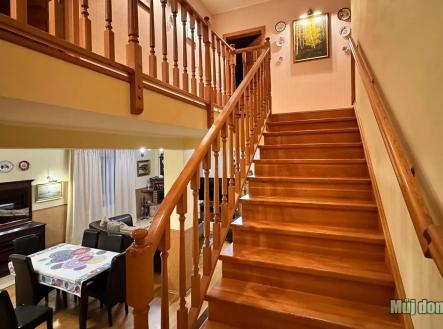 Pronájem domu/vily, 280 m²