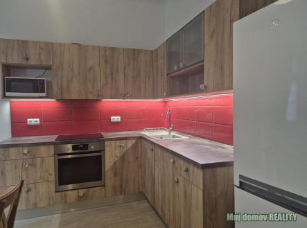 Pronájem bytu, 2+1, 70 m²