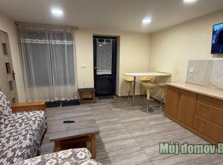 Pronájem bytu, 4+kk, 83 m²