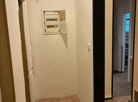 Pronájem obchodní prostor, 141 m²