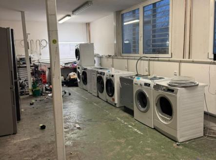 Pronájem skladovací prostor, 30 m²