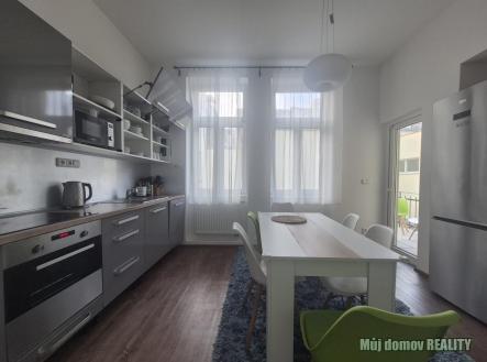 Pronájem bytu, 3+kk, 74 m²