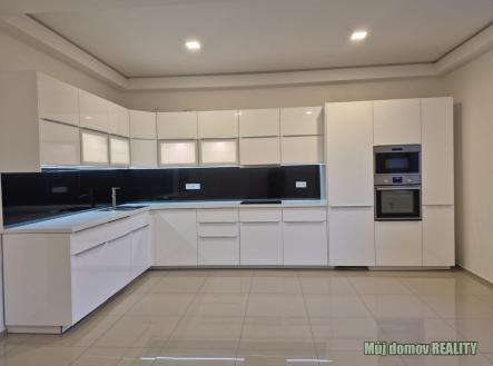 Pronájem bytu, 4+kk, 100 m²