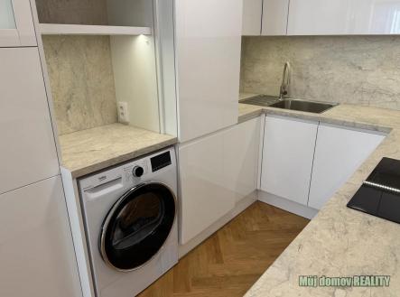 Pronájem bytu, 2+kk, 43 m²