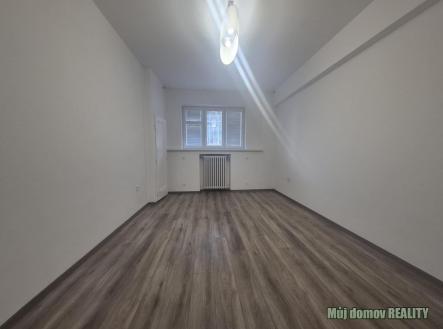 Pronájem bytu, 1+kk, 30 m²