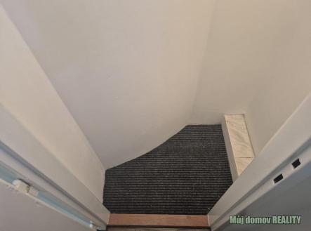 Pronájem bytu, 1+kk, 30 m²