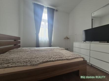 Pronájem bytu, 4+kk, 74 m²