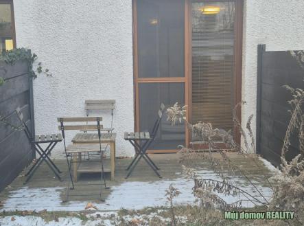 Pronájem bytu, 1+kk, 60 m²