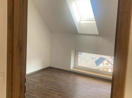 Pronájem bytu, 3+kk, 70 m²