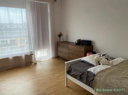 Pronájem bytu, 1+kk, 37 m²