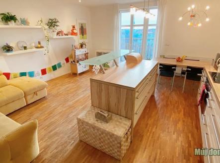 Pronájem bytu, 3+kk, 82 m²