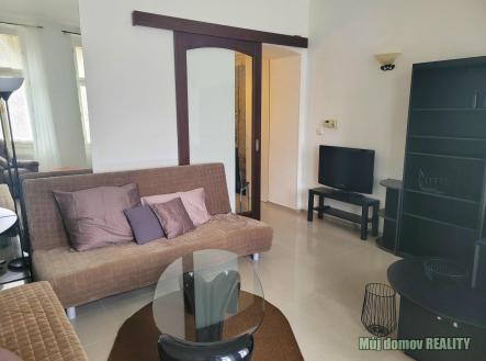 Pronájem bytu, 2+1, 60 m²