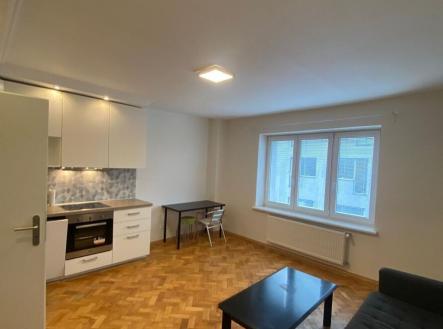 Pronájem bytu, 3+kk, 85 m²