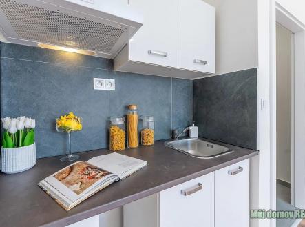 Pronájem bytu, 1+kk, 18 m²