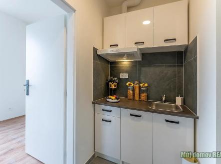 Pronájem bytu, 2+1, 30 m²