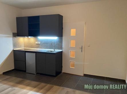 Pronájem bytu, 1+kk, 22 m²