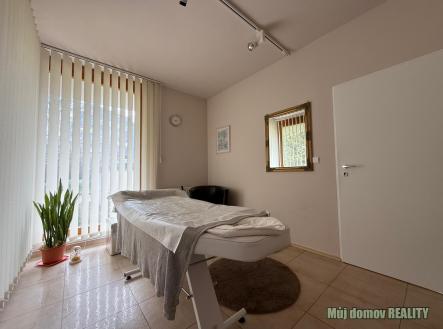 WhatsApp Image 2026-04-16 at 17.48.46 (1).jpeg