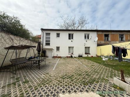 WhatsApp Image 2026-04-16 at 11.10.30.jpeg