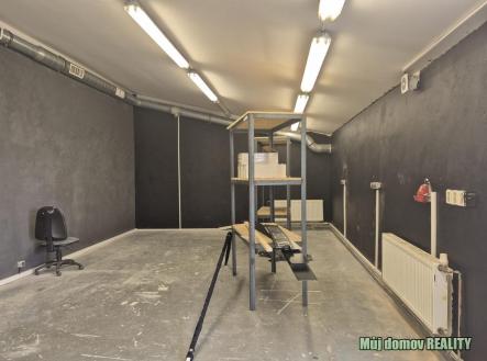 Pronájem skladovací prostor, 45 m²