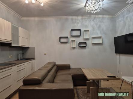 nab_489387813.jpg