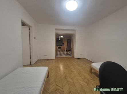 nab_486749215.jpg