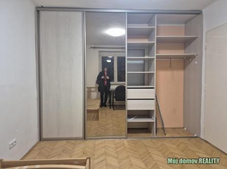 nab_486749213.jpg