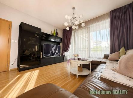 Pronájem bytu, 3+kk, 199 m²