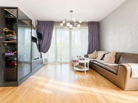 Pronájem bytu, 3+kk, 199 m²