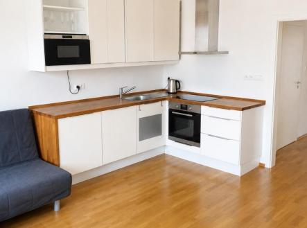 Pronájem bytu, 4+kk, 72 m²