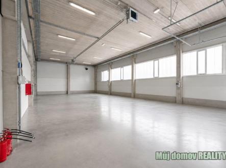 Pronájem skladu, 580 m²
