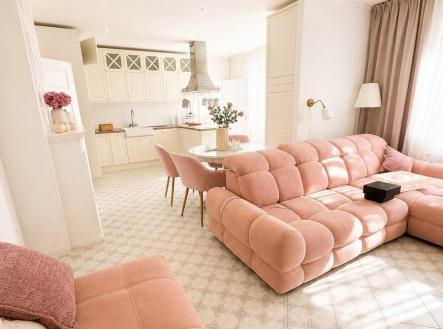 Pronájem bytu, 2+kk, 75 m²