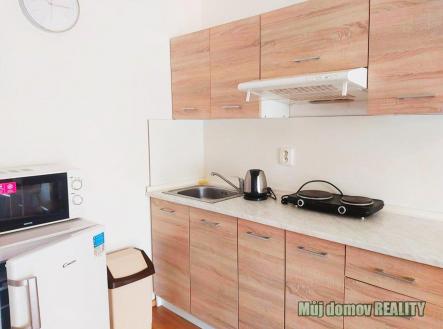 Pronájem bytu, 1+kk, 40 m²