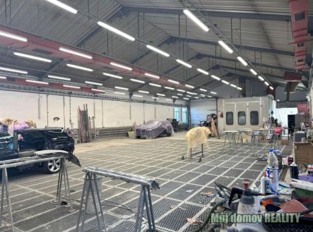 Pronájem komerčního objektu, průmyslový areál, 533 m²