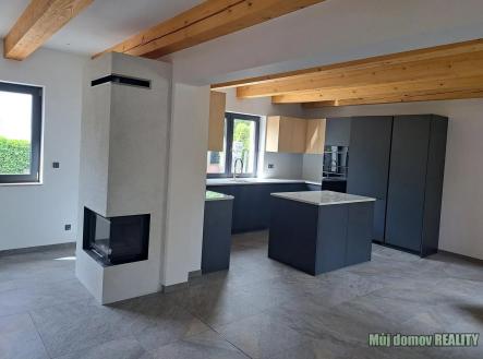 Pronájem domu/vily, 166 m²