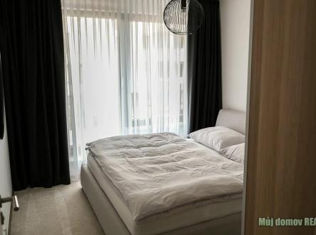 Pronájem bytu, 3+kk, 101 m²