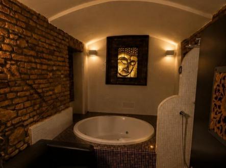 Pronájem komerčního objektu, jiný, 80 m²