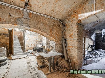 nab_490940847.jpg