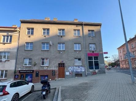 Pronájem obchodní prostory, 70 m²