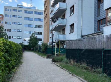 Pronájem bytu, 1+kk, 38 m²