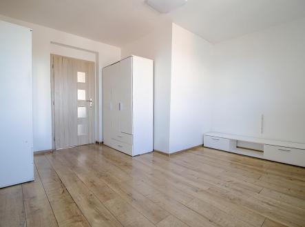 Pronájem bytu, 2+1, 60 m²