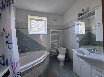 Pronájem bytu, 4+kk, 120 m²