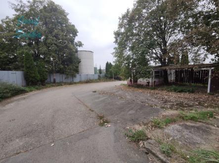 Prodej skladu, 2 000 m²