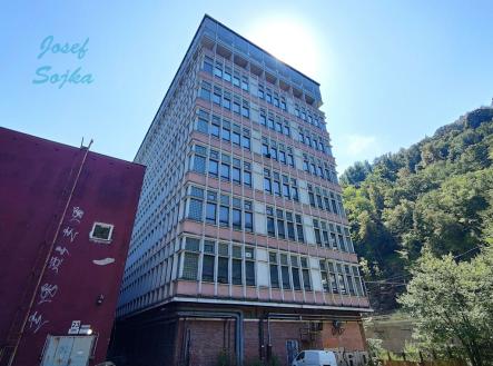 Pronájem skladovací prostor, 4 500 m²