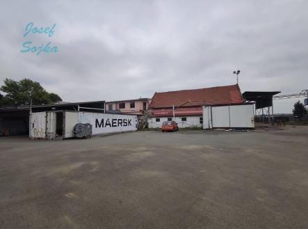 Pronájem skladovací prostor, 2 000 m²